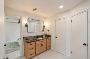 15826 Stonehaven Dr, Houston, TX 77059 - Photo 7