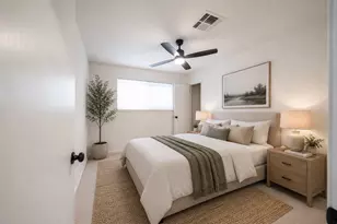 15826 Stonehaven Dr, Houston, TX 77059 - Photo 13