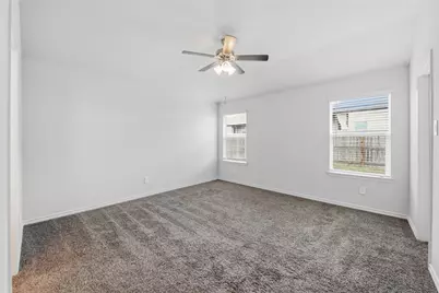 1010 Fannin Street, Brenham, TX 77833 - Photo 11