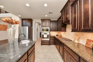 119 Meadow Run Dr, Conroe, TX 77384 - Photo 9