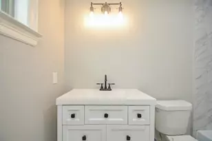 6114 Wedgefield St, Houston, TX 77028 - Photo 9