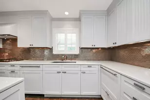 6403 Waltway Dr, Houston, TX 77008 - Photo 7