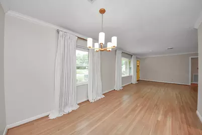 6403 Waltway Drive, Houston, TX 77008 - Photo 17