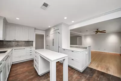 6403 Waltway Drive, Houston, TX 77008 - Photo 5