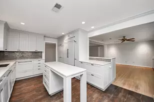 6403 Waltway Dr, Houston, TX 77008 - Photo 5