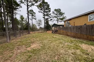 71 Trail Ridge Rd, Huntsville, TX 77320 - Photo 3