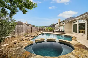 1264 Deerbrook Dr, Sugar Land, TX 77479 - Photo 29