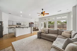 1264 Deerbrook Dr, Sugar Land, TX 77479 - Photo 11