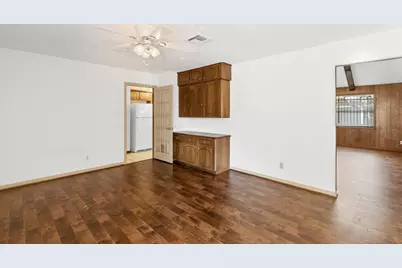 9106 Sharpview Drive, Houston, TX 77036 - Photo 3