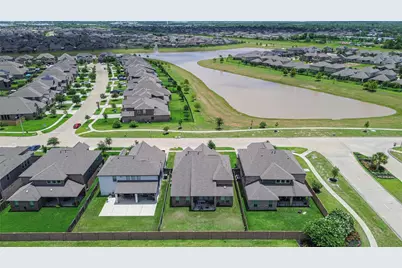 2409 Lake Mist Drive, Texas City, TX 77568 - Photo 43