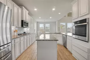 2409 Lake Mist Dr, Texas City, TX 77568 - Photo 7