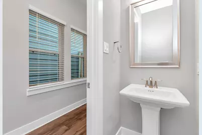 2733 Ruhman Fields Drive, Houston, TX 77008 - Photo 19