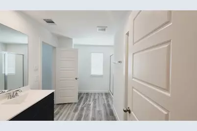 3019 Skyline Mesa Drive, Houston, TX 77047 - Photo 9