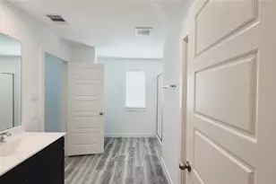3019 Skyline Mesa Dr, Houston, TX 77047 - Photo 9