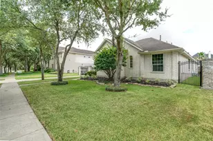 5818 Pebble Bank Ln, Houston, TX 77041 - Photo 47