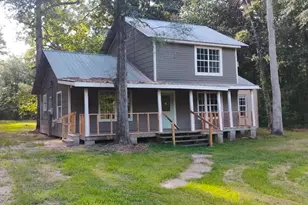 2361 Eastwood Dr, Saratoga, TX 77585 - Photo 1