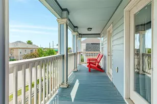 1418 Ave M 1/2, Galveston, TX 77550 - Photo 11