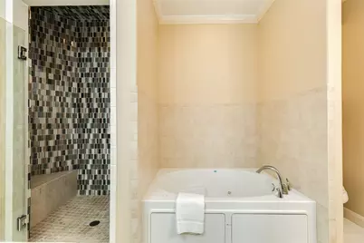 1418 Avenue M 1/2, Galveston, TX 77550 - Photo 29