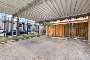 7700 Creekbend Dr, Houston, TX 77071 - Photo 35