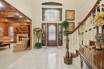315 Oakview Circle, El Lago, TX 77586 - Photo 5