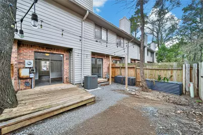 10 E Willowwood Court, The Woodlands, TX 77381 - Photo 17