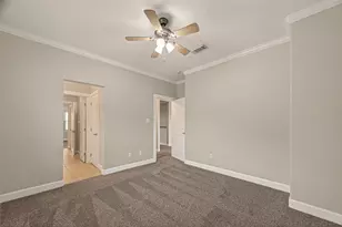 51 English Oak Ct, Lake Jackson, TX 77566 - Photo 33