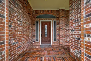 51 English Oak Ct, Lake Jackson, TX 77566 - Photo 5