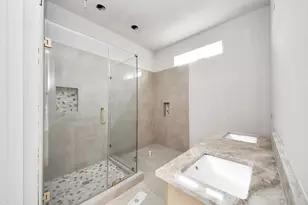 1703 Orr St, Houston, TX 77009 - Photo 19