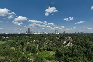 102 Asbury St, Houston, TX 77007 - Photo 1