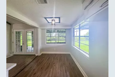 912 Robinson Road, La Porte, TX 77571 - Photo 11