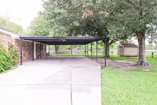 912 Robinson Rd, La Porte, TX 77571 - Photo 5