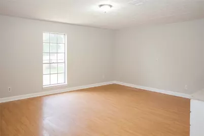 912 Robinson Road, La Porte, TX 77571 - Photo 7