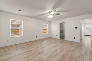 16859 Blackberry Lily Ln, Conroe, TX 77385 - Photo 17