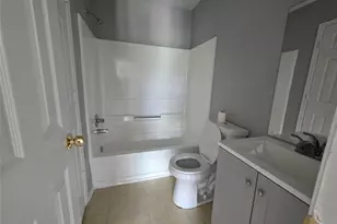 10242 Revelstoke Dr, Houston, TX 77086 - Photo 9