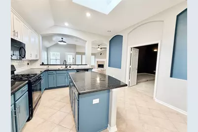 13822 Parkers Cove Court, Houston, TX 77044 - Photo 7