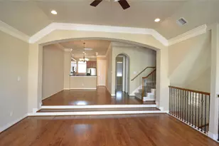 9006 Harbor Hills Dr E, Houston, TX 77054 - Photo 3