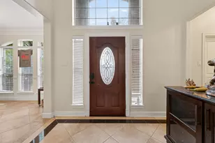 14419 Manorbier Ln, Sugar Land, TX 77498 - Photo 5