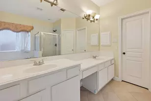 14419 Manorbier Ln, Sugar Land, TX 77498 - Photo 43