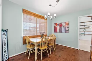 15319 Diana Ln, Houston, TX 77062 - Photo 11