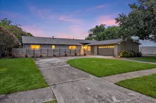 15319 Diana Ln, Houston, TX 77062 - Photo 39