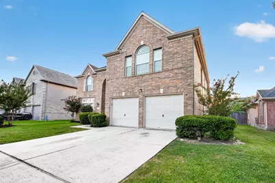 4907 Elmwood Court, Baytown, TX 77521 - Photo 3