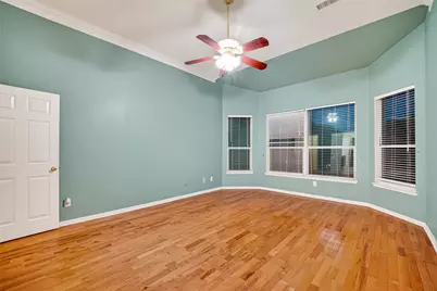 4907 Elmwood Court, Baytown, TX 77521 - Photo 41