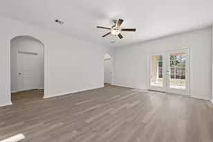 10623 Lost Maples Dr, Cleveland, TX 77328 - Photo 25