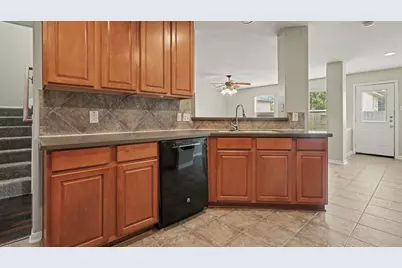 9211 Filaree Ridge Lane, Houston, TX 77089 - Photo 11