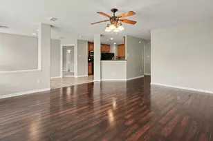 9211 Filaree Ridge Ln, Houston, TX 77089 - Photo 9