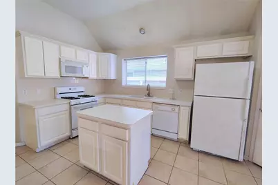 818 Presley Way, Sugar Land, TX 77479 - Photo 13