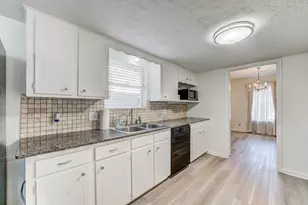 3334 Spring Valley Rd, Houston, TX 77080 - Photo 13