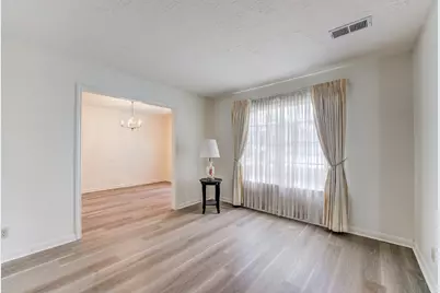 3334 Spring Valley Road, Houston, TX 77080 - Photo 7