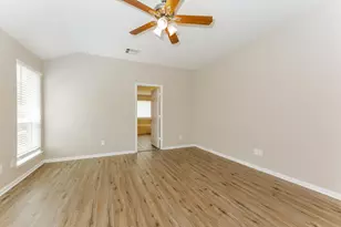 9957 Yearling Pl, Conroe, TX 77385 - Photo 9