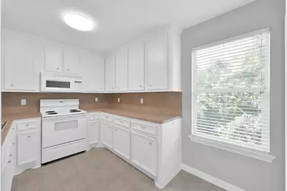 167 Binnacle Court #B, Willis, TX 77318 - Photo 7